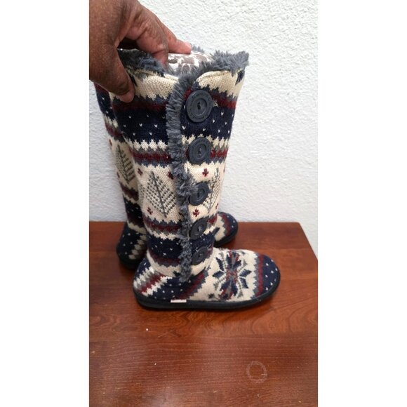 Muk Luks Women's Knee-High Nordic Pattern Knit Boots Faux Fur Lining Size 7 - Picture 3 of 8